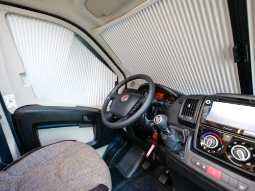 Knaus Sky TI 650 MEG L&Auml;NGSBETTEN XXL GARAGE! Foto: 10