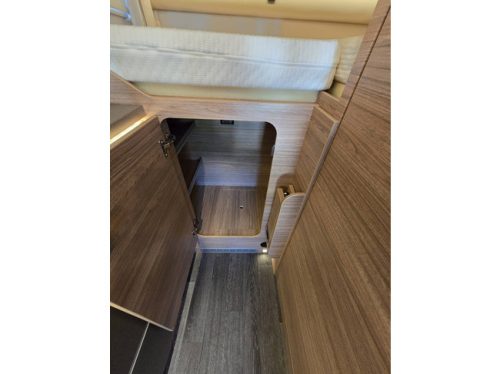 Weinsberg X-CURSION 500 MQ EDITION PEPPER 150 HP AUTOMATIC ONLY 12,142 KM!! APPLE CAR PLAY ANDROID AUTO ADAPTIVE CC TV + SATELLITE SEAT HEATING SWIVEL SEATS photo: 16