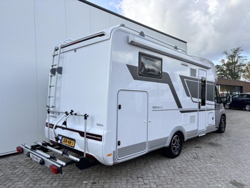 Adria Matrix Plus 670 DL Automaat + Hefbed  foto: 3