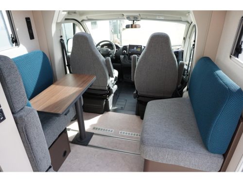 B&uuml;rstner Signature SFT 7.0 180 PS - 4500 kg Automatik Foto: 12