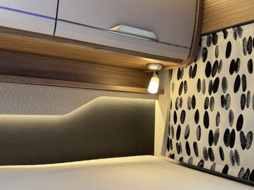 Knaus Van TI Vansation 650 MEG AUTOMAAT 9-Gang 140 PS Euro6 Fiat Ducato 9 **Einzelbetten/Satelliten-TV/Navi/Kamera/2x Lithium/Anh&auml;ngerkupplung Foto: 19
