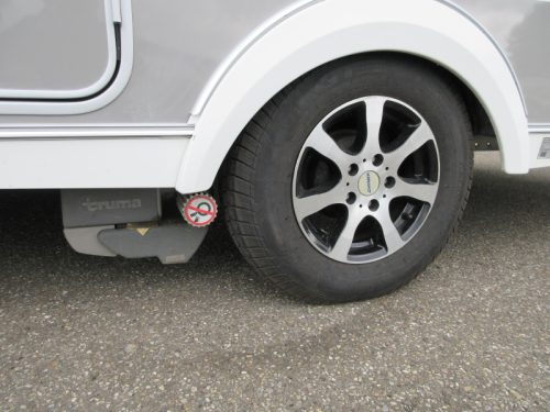 Eriba Sporting Jive 465 Rangierhilfe Markise Vorzelt Foto: 18
