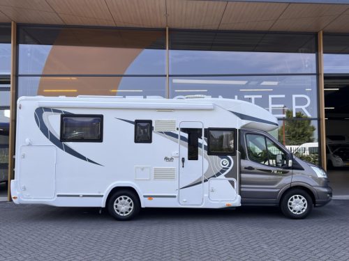 Chausson Titanium 718 XLB Queensbed photo: 6