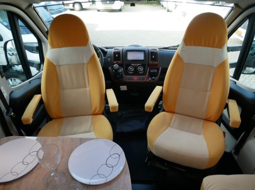 B&uuml;rstner Nexxo T728 Edition 25, Single Beds, Many Options!! photo: 5