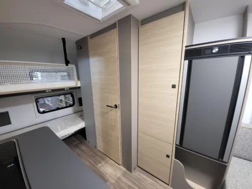 NEXT 381 mit Etagenbett Foto: 7
