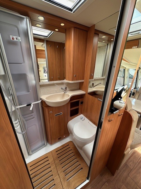 Hymer B 588 DL, only 15249 km! photo: 7