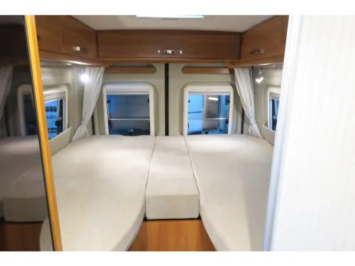 P&ouml;ssl Globecar 640 CAMP SINGLE BED+TOWBAR+BLACK ED photo: 7