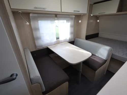 Caravelair Alba Family 466 Stapelbed &eacute;n vast bed  foto: 6