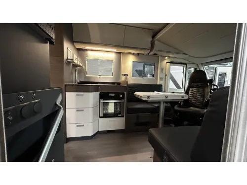 Adria Sonic Supreme 700 DL Foto: 6