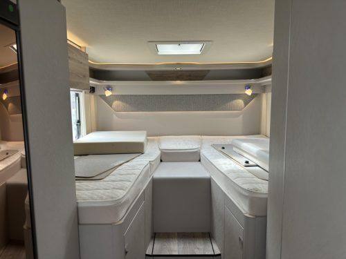 Hymer Exsis 580 PURE E&P leveling system photo: 18