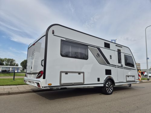 Knaus Sudwind Black Selection 580 UF ALDE Heizung Foto: 1