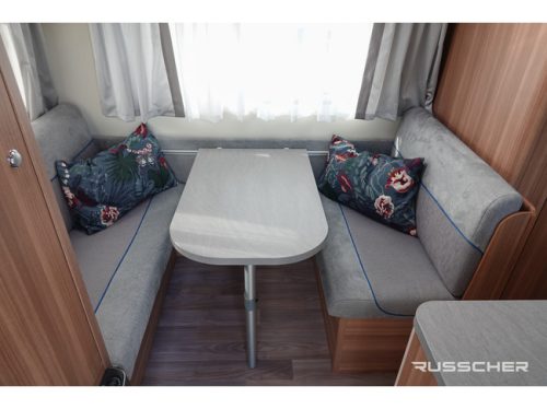 Weinsberg CaraOne 420 QD Wohnwagen | Go2 Rangierhilfe | Sch&uuml;ssel | Heizung | Dusche | Toilette | Markise | Vorzelt | Fahrradtr&auml;ger Foto: 6