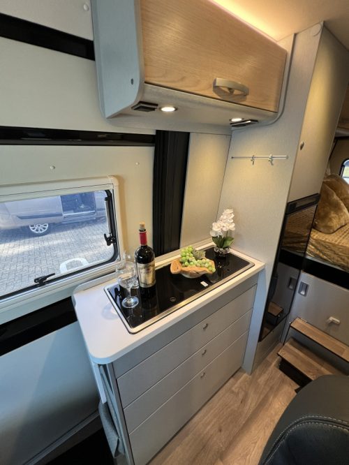 Hymer Free 600S AUTOMATIC TRANSVERSE BED + POP-TOP ROOF 360 CAMERA POP-TOP ROOF photo: 6