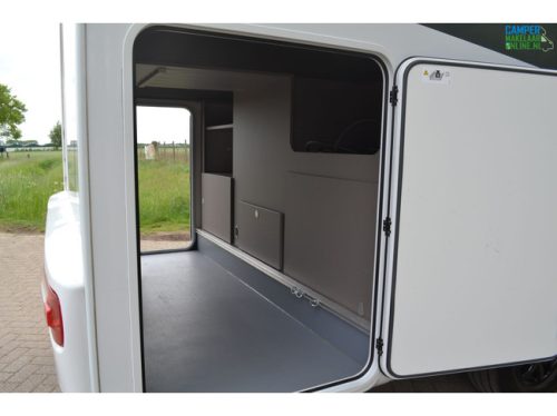 LMC Tourer Lift 664G photo: 21