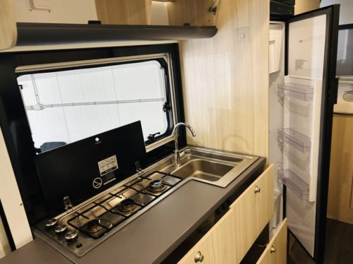 Sun Living , Adria A 75DP 6 Schlafpl&auml;tze, gepflegter Zustand 2023 Foto: 13