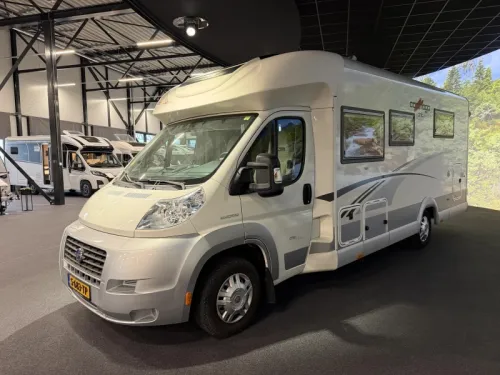 Carthago Chic C-Line T 5.0 QB Queensbett 5.0 180PS Foto: 4