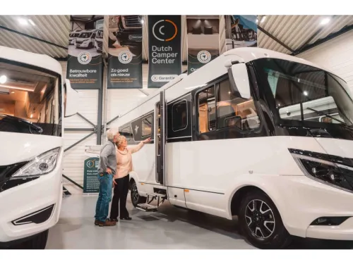 Adria Compact Supreme DL Face-to-Face, 160HP photo: 35