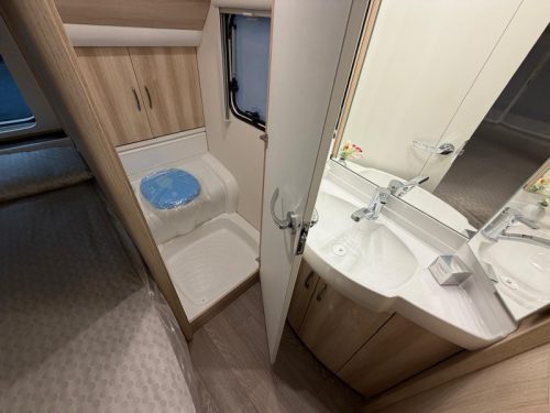 Hobby De Luxe 400 SFE PRECIO DE OFERTA! foto: 7