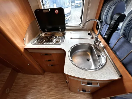 Hymer Tramp 664 SL Transverse bed/XXL garage/2007 photo: 15