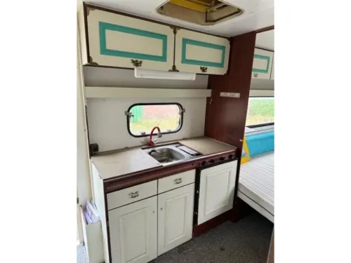 Knaus Wolf 535 with winter roof photo: 15