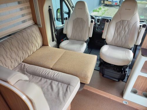 B&uuml;rstner Limited T 690 G - luxury - black front photo: 15