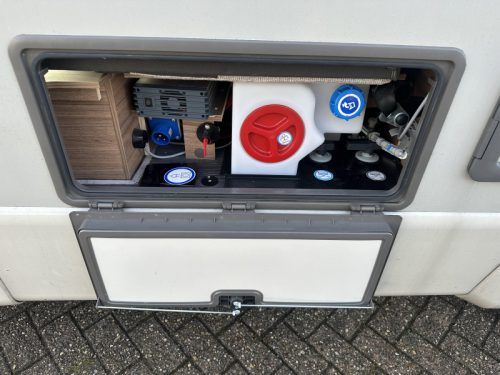 Knaus Tourer Van 500 MQ Automaat 3 pers Hubdach Foto: 19