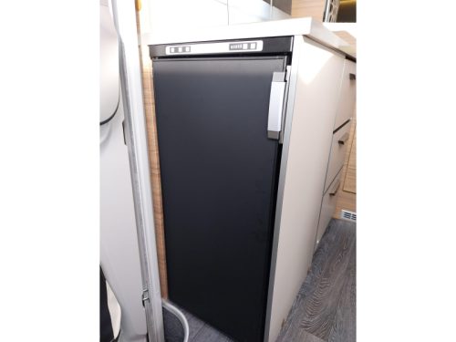 Knaus Tourer Van 500 MQ beau Fourgon am&eacute;nag&eacute; compact de 590 cm photo : 10