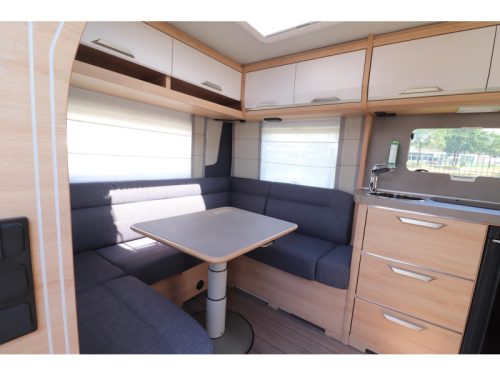Knaus Sudwind 60 Years 450 FU Awning/ Campovolo Gas photo: 9
