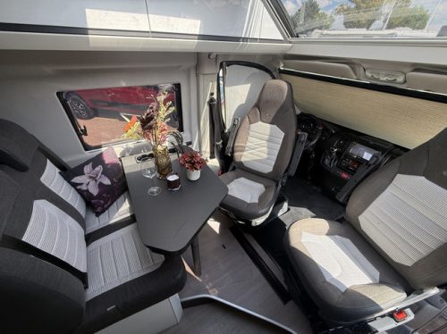 Adria Twin 640 SGX Supreme 9 traps automaat full options 160 pk elktr lengte hefbed luifel trekhaak eltr schotel tv leder foto: 22