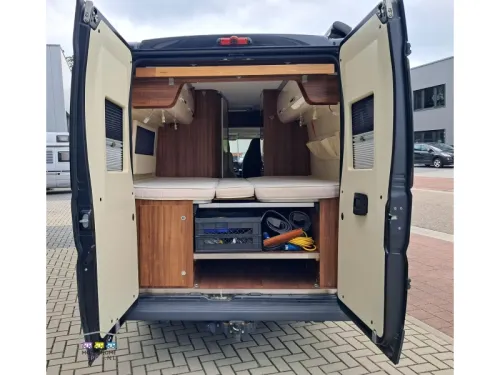 Karmann Davis 620 Automatic / single beds  photo: 5