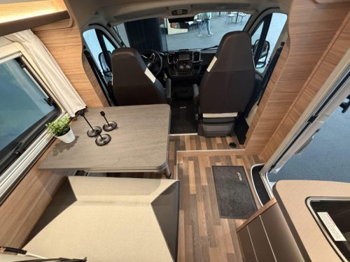 Weinsberg CaraCompact Pepper 600 MF Automatik / Seitz S7 Foto: 9