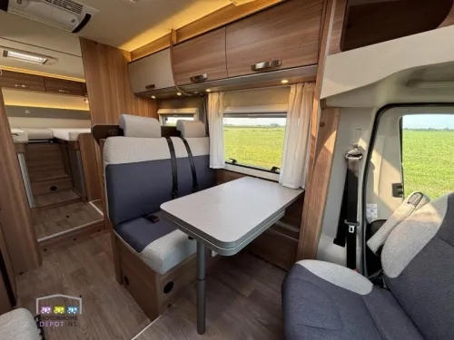 Weinsberg CaraLoft 700 MEG Foto: 16