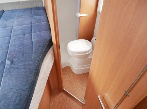 Knaus 650 MF SportTI, franz&ouml;sisches Bett, Garage, Memo Fahrradtr&auml;ger Foto: 14
