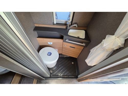 Dethleffs Globetrail 640 EK attendu photo : 13