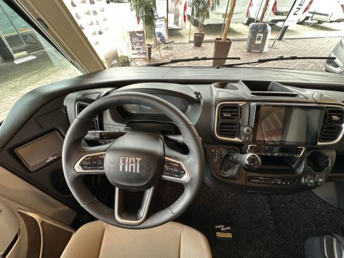 Carthago C1-Tourer 141 KB-LE 180HP AUTOMATIC 667CM photo: 17