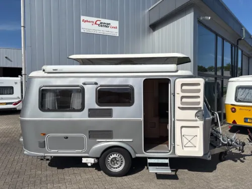 Eriba Touring Triton 430 GT Awning Bicycle carrier 2016 photo: 2