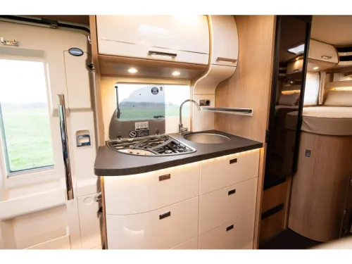 Carthago C-Tourer I 143 LE photo: 12