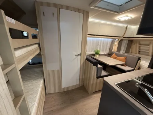 Hobby De Luxe 490 KMF Foto: 4
