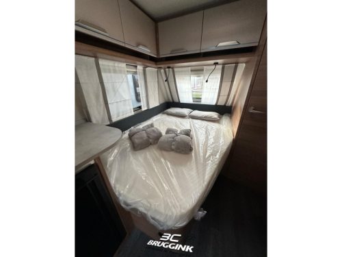 Knaus Sport 450 FU Franz&ouml;sisches Bett Fu&szlig;bodenheizung Foto: 7