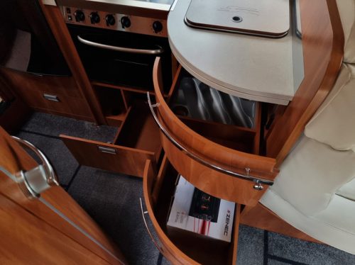 Laika Caravans s.p.a. KREOS 4009 | Distributie nieuw | Zonnepaneel | Zeer nette staat! foto: 21