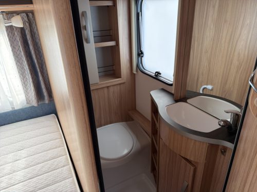 Eriba Nova Light 465 Elegance Mover / Auvent photo: 7
