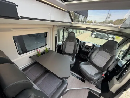 Adria Supreme 640 SLB Einzelbetten Automatik 24 Foto: 13