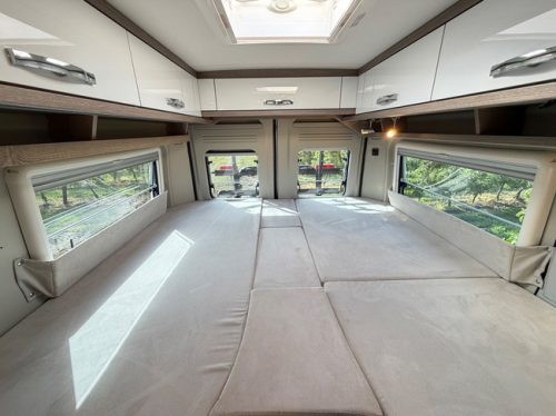 P&ouml;ssl Roadcruiser 2 JAAR GARANTIE / 9-Traps Automaat 2024 Solar / AllSeasons / Navi / Wegdraaibare fietsendrager foto: 13