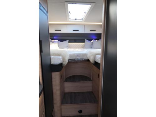 Knaus 2027 Live Ti 650MEG Platinum 180HP ALL OPTIONS! photo: 10