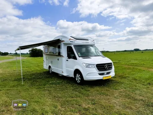 Weinsberg CaraCompact Suite 640 MEG photo: 2
