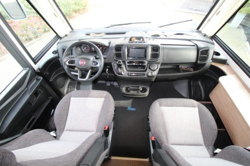 Knaus Live i900 photo: 21