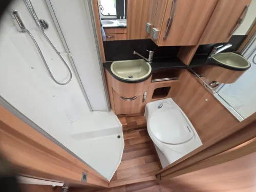 Hymer T 674 CL Exclusive line 2011 Foto: 17
