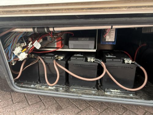 Hymer S 790 150 hp very luxurious version French bed + pull-down bed xxl fridge oven awning leather air conditioning camera tv electric dish tv large garage photo: 7