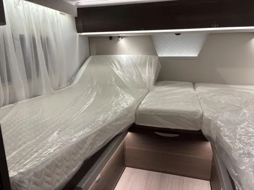 Adria Coral Supreme 670 DL Dachklimaanlage / Automatik Foto: 18