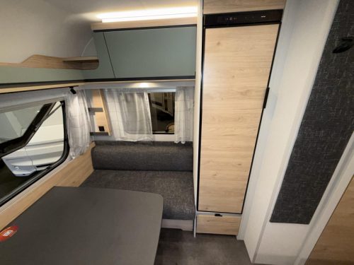 Dethleffs Camper 460 EL 2 BETTEN SITZGR EX MIETE Foto: 16